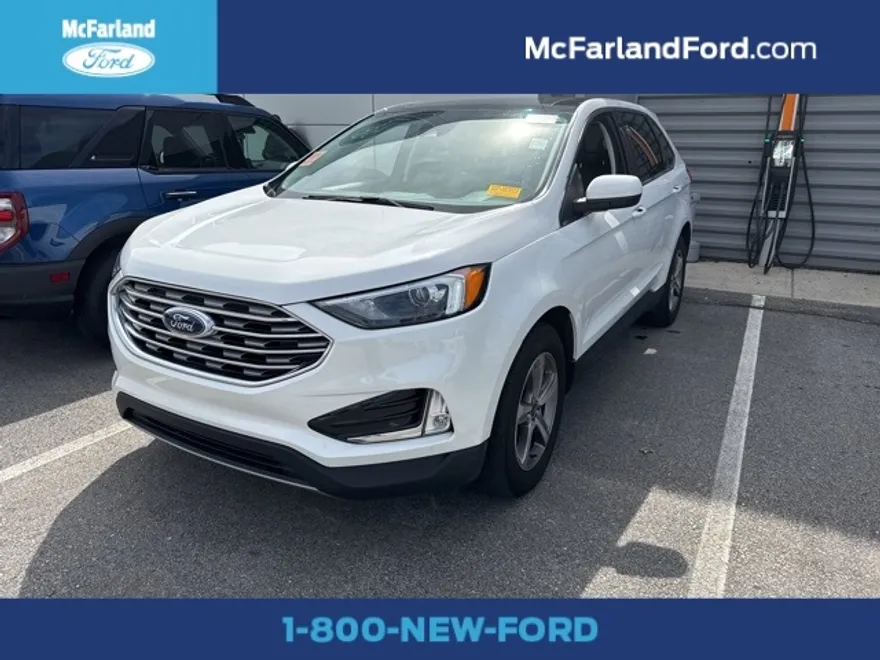 2022 Ford Edge SEL photo 1