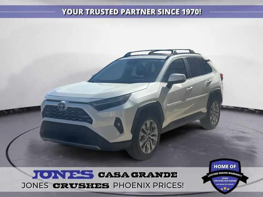 2022 Toyota RAV4 Limited photo 1