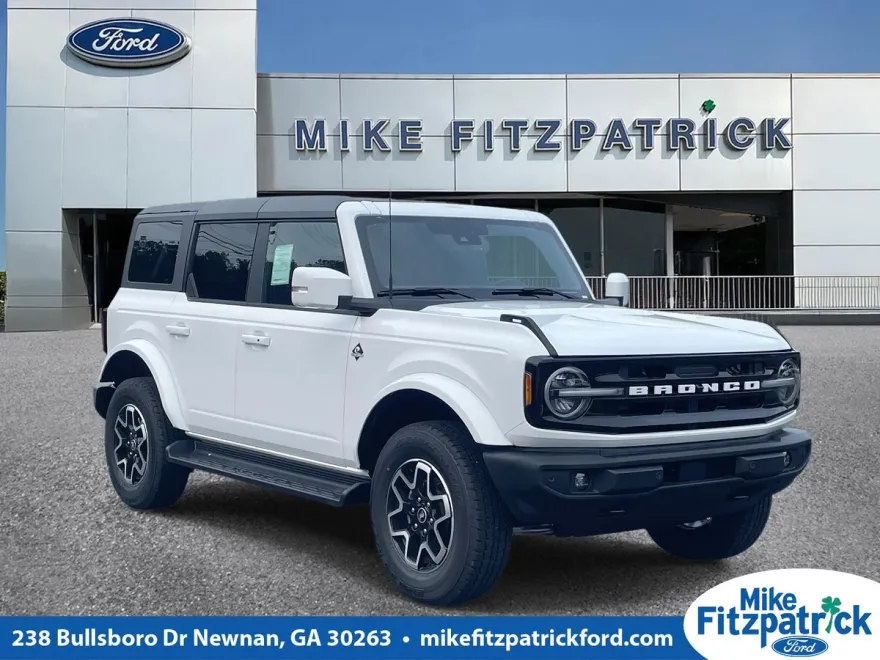 2025 Ford Bronco Outer Banks photo 1