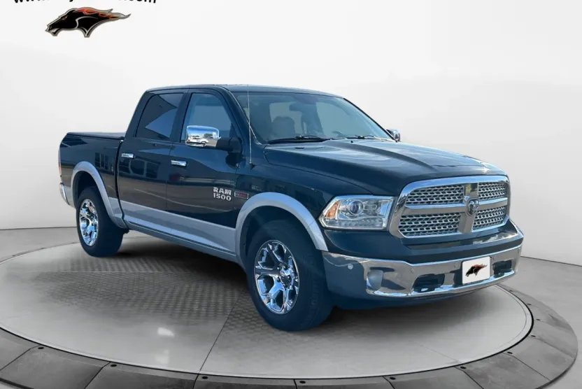 2015 Ram 1500 Laramie photo 1