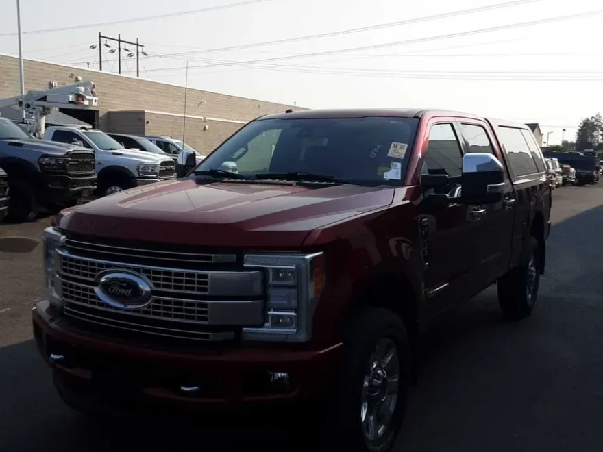 2017 Ford F-350 Platinum photo 1