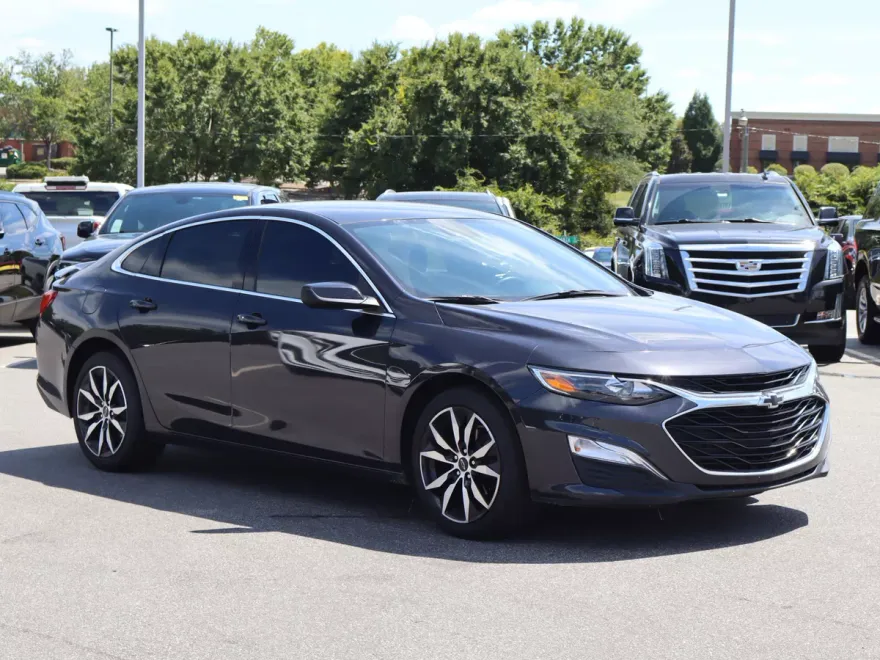 2023 Chevrolet Malibu RS photo 1