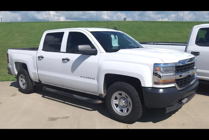 2016 Chevrolet Silverado 1500 LS photo 1