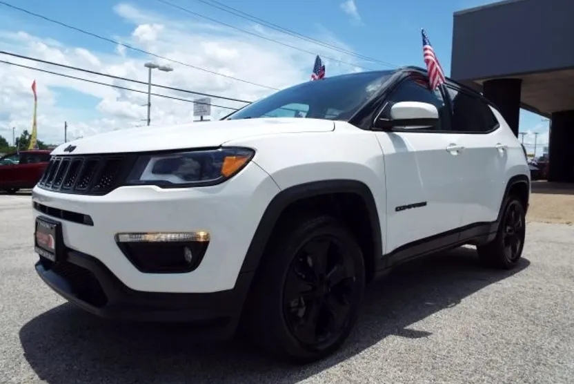 2018 Jeep Compass Altitude Sport photo 1