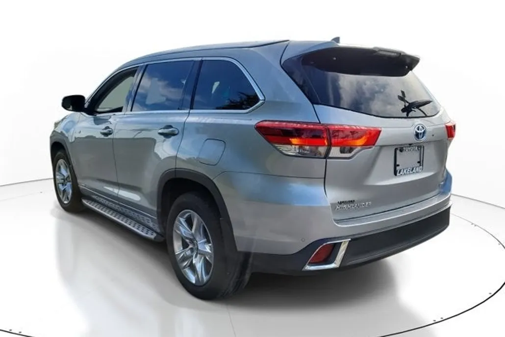 2019 Toyota Highlander Hybrid Limited photo 1