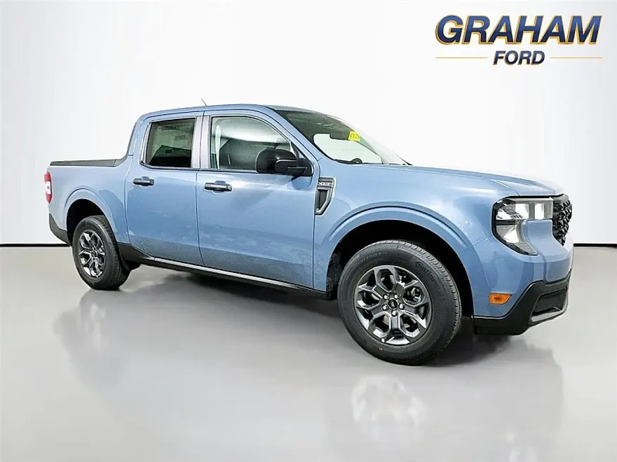 2025 Ford Maverick XLT photo 1