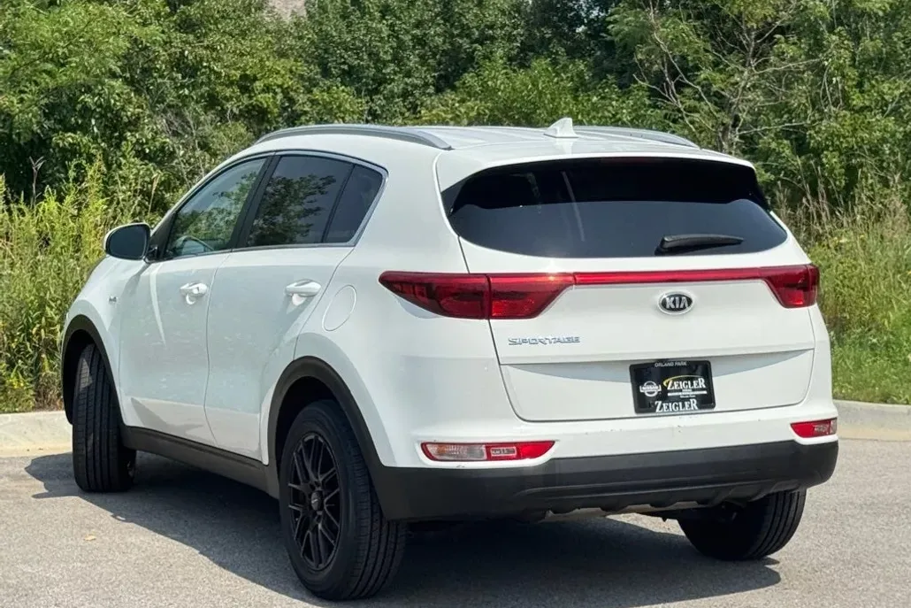 2019 Kia Sportage LX photo 1