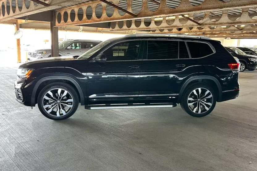2022 Volkswagen Atlas V6 SEL Premium R-Line photo 1