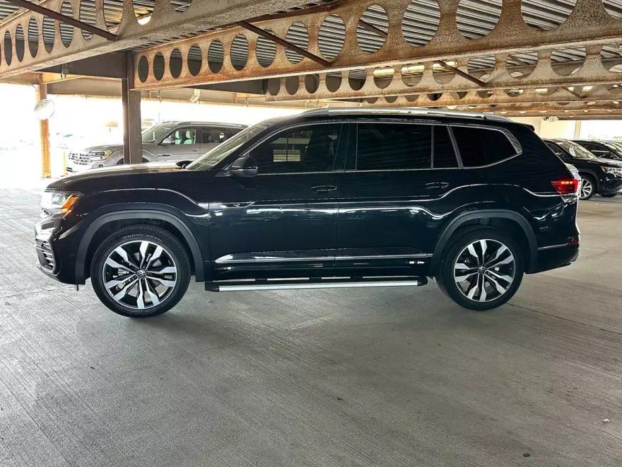 2022 Volkswagen Atlas V6 SEL Premium R-Line photo 1
