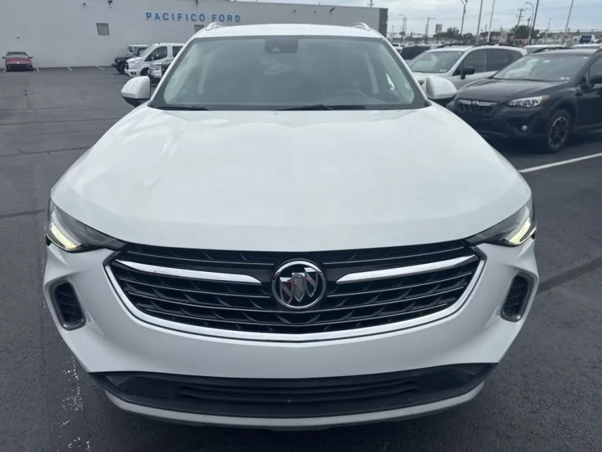 2023 Buick Envision Essence photo 1