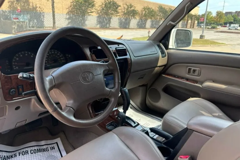 1999 Toyota 4Runner photo 1