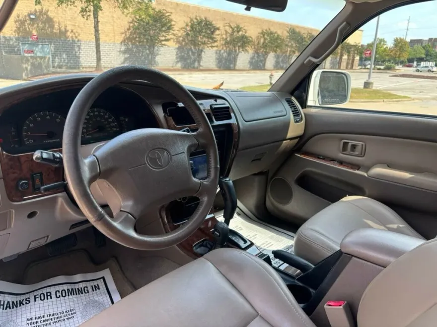 1999 Toyota 4Runner photo 1