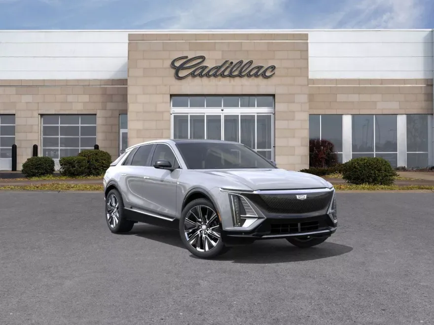 2025 Cadillac Lyriq Luxury photo 1