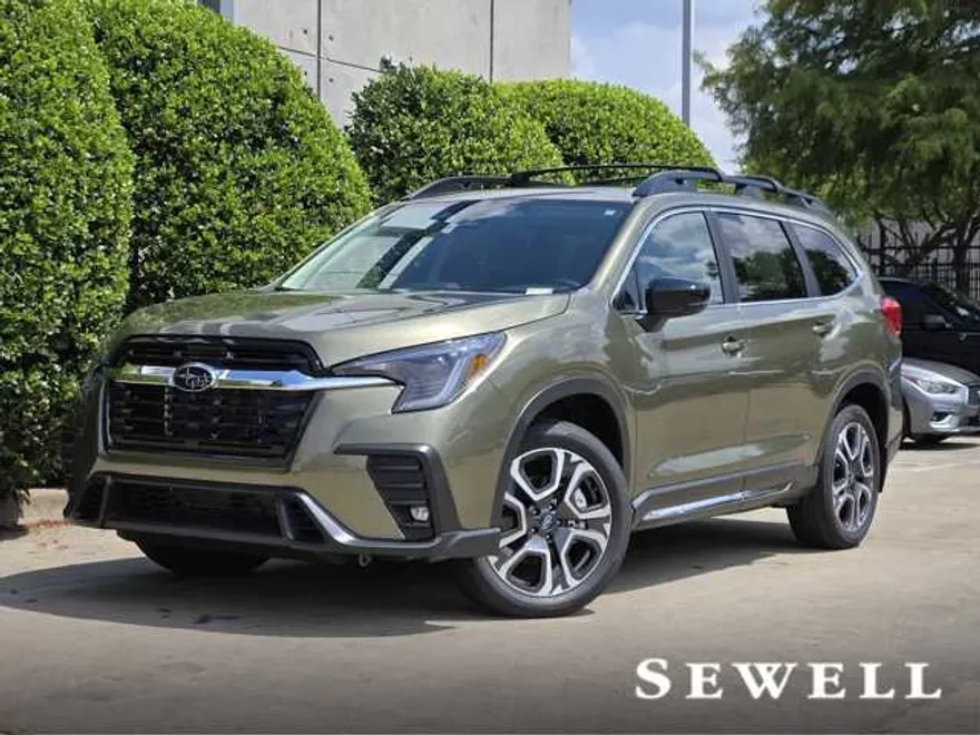 2025 Subaru Ascent Limited photo 1