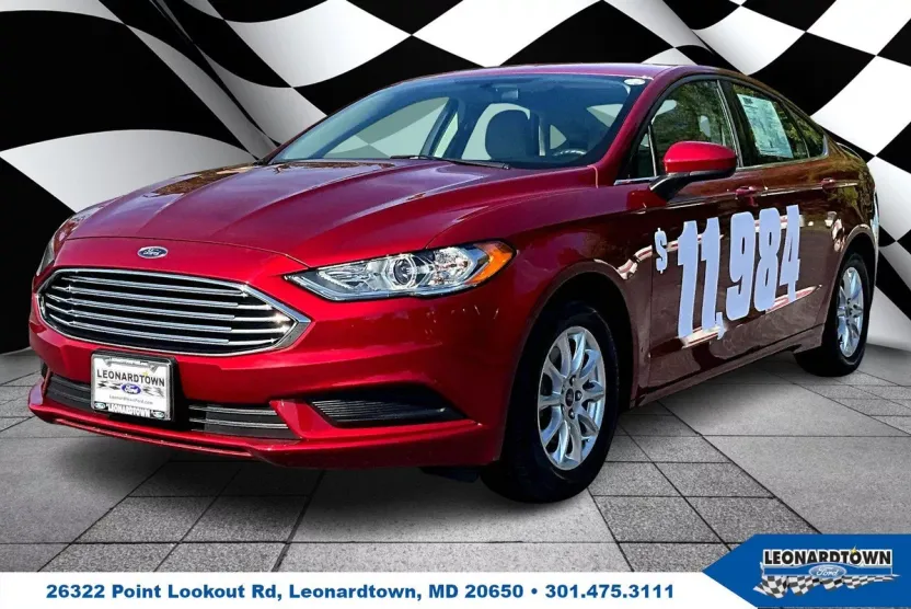 2017 Ford Fusion S photo 1
