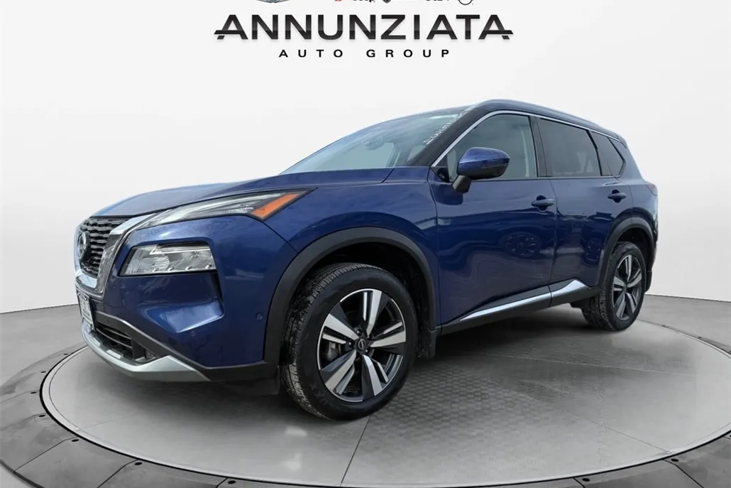2022 Nissan Rogue SL photo 1