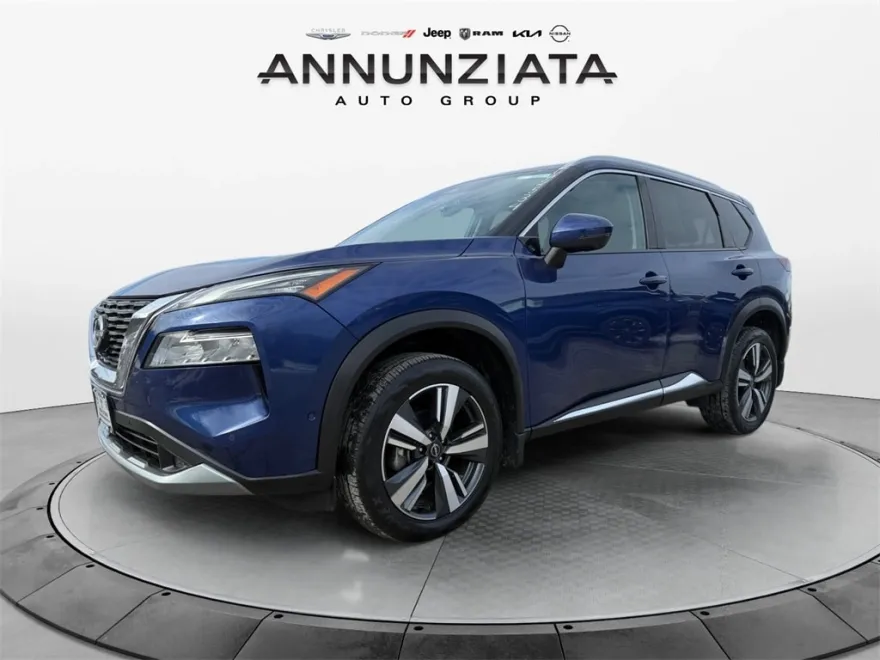 2022 Nissan Rogue SL photo 1