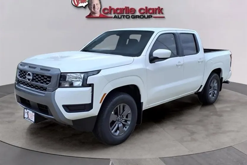 2025 Nissan Frontier SV photo 1