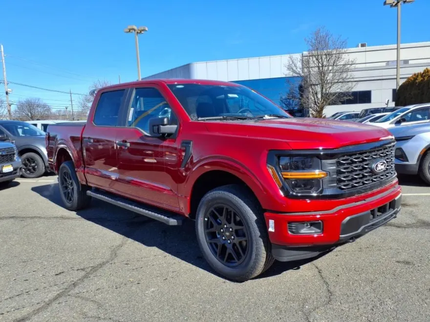 2025 Ford F-150 STX photo 1