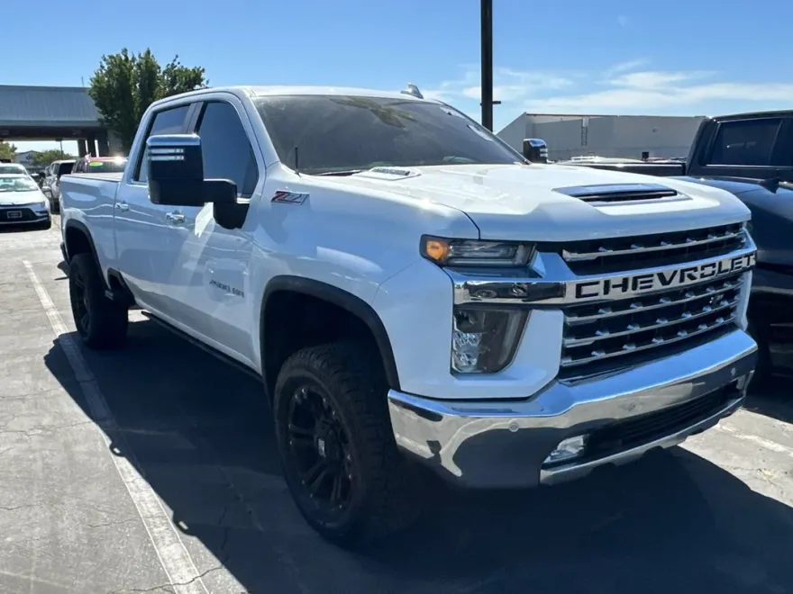 2020 Chevrolet Silverado 2500HD LTZ photo 1