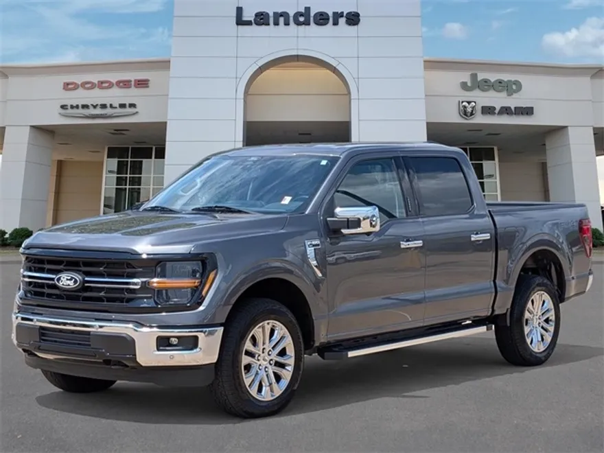 2024 Ford F-150 XLT photo 1