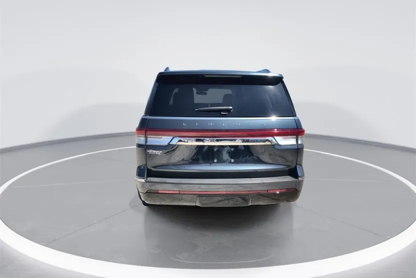 2024 Lincoln Navigator Reserve photo 1
