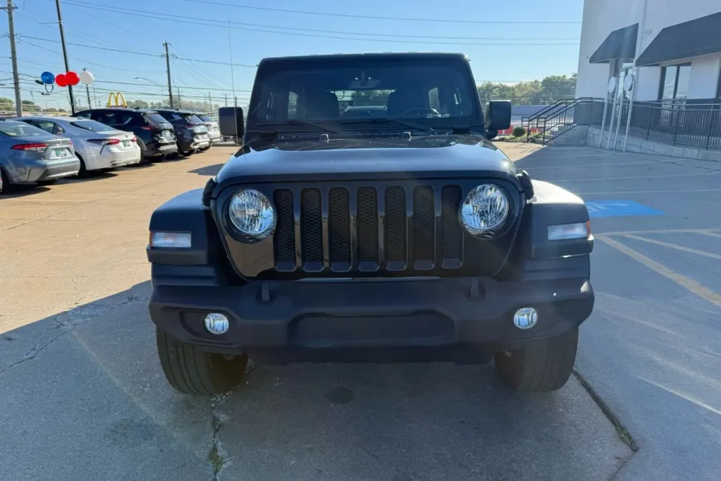 2021 Jeep Wrangler Unlimited Sport photo 1