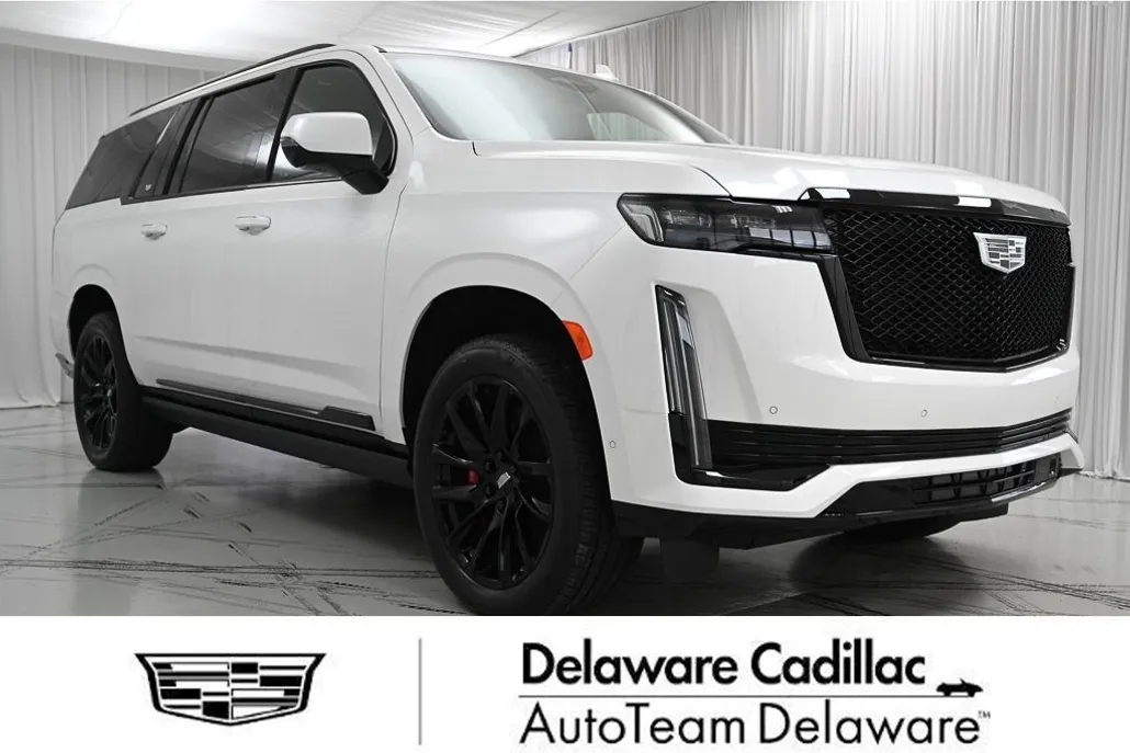 2023 Cadillac Escalade ESV Sport photo 1