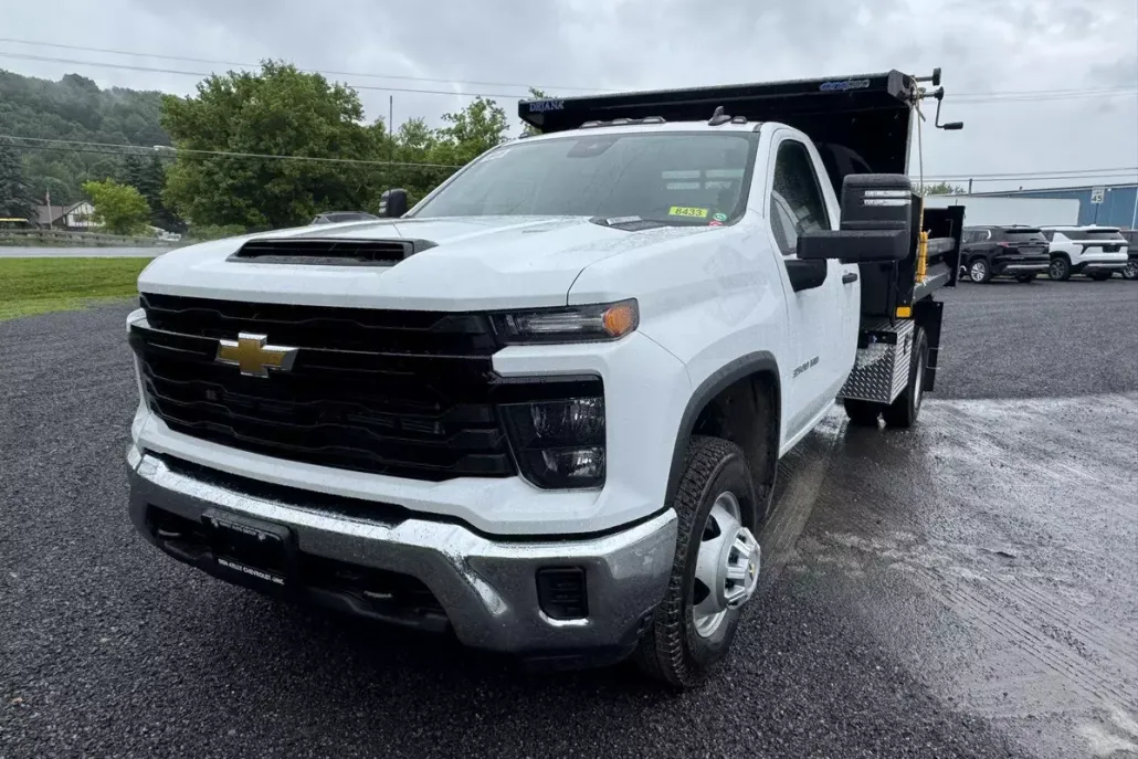 2025 Chevrolet Silverado 3500HD Work Truck photo 1