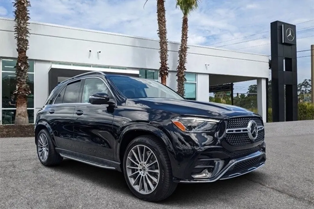 2025 Mercedes Benz GLE 350 4MATIC photo 1