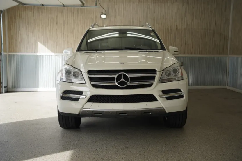 2012 Mercedes Benz GL 450 photo 1