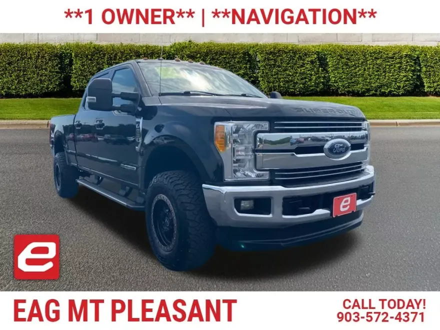 2017 Ford F-250 Lariat photo 1