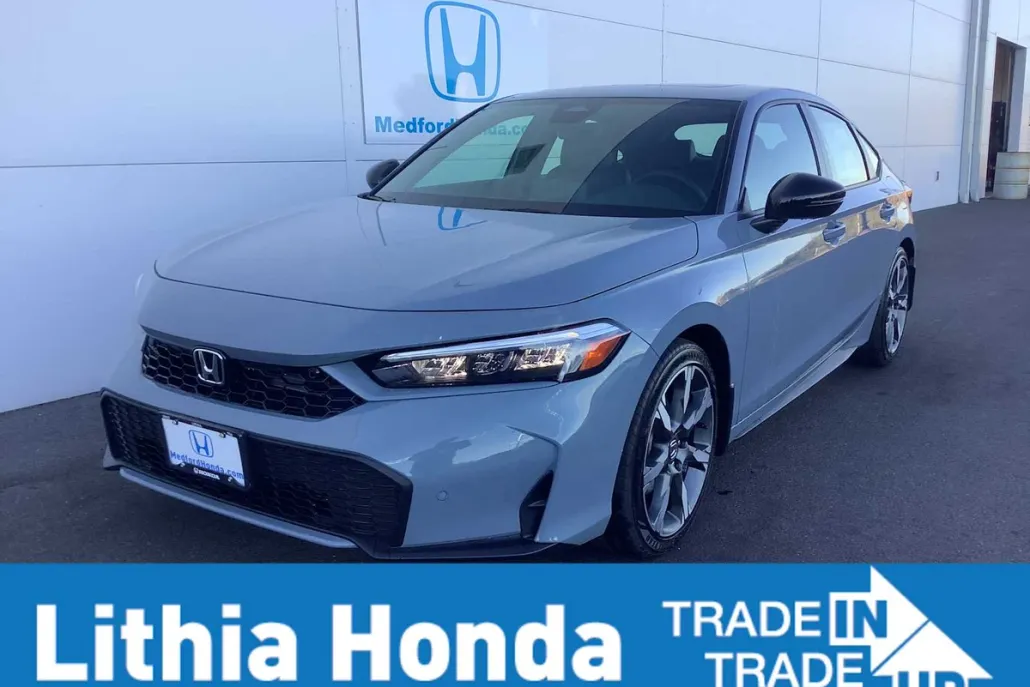 2026 Honda Civic Hatchback Hybrid Sport Touring photo 1