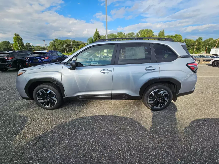 2025 Subaru Forester Limited photo 1