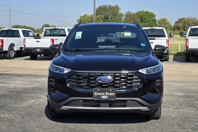 2026 Ford Escape ST-Line photo 1