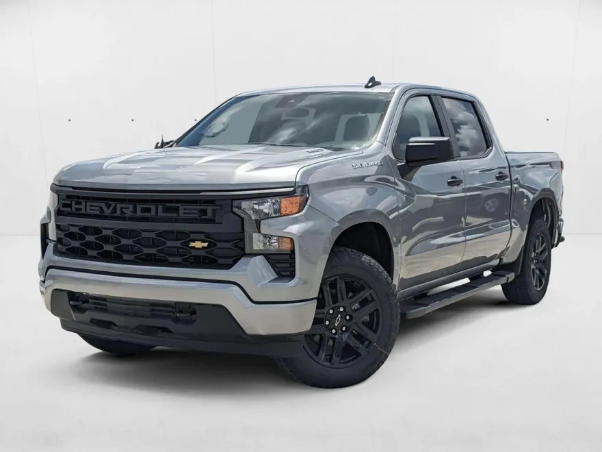 2025 Chevrolet Silverado 1500 Custom photo 1