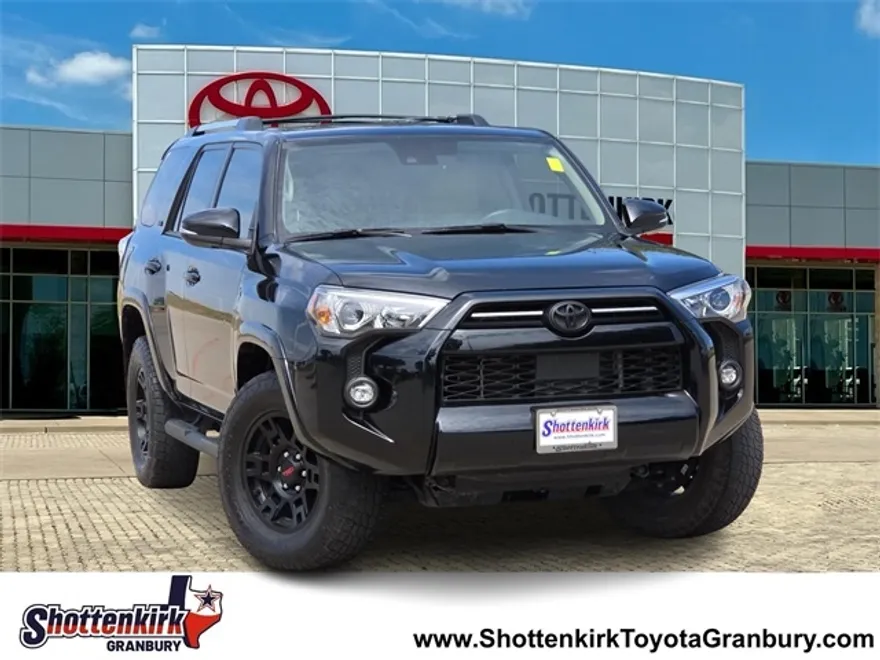2023 Toyota 4Runner SR5 Premium photo 1