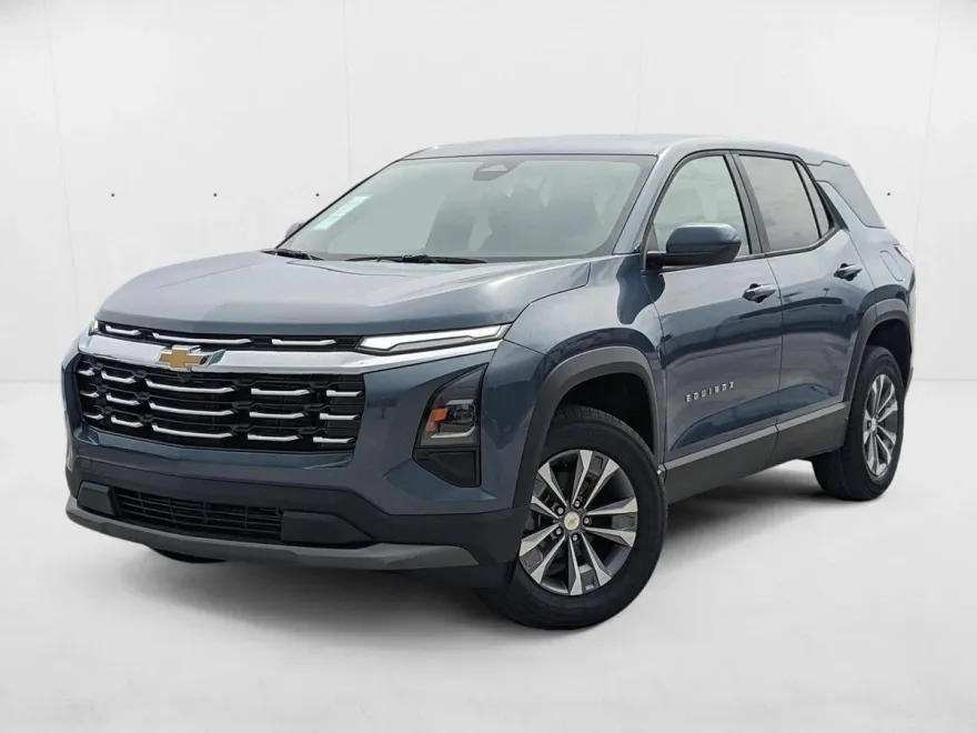2026 Chevrolet Equinox LT photo 1