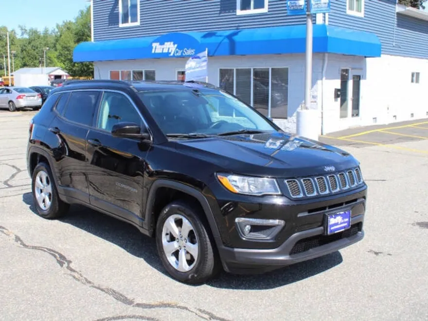 2017 Jeep Compass Latitude photo 1