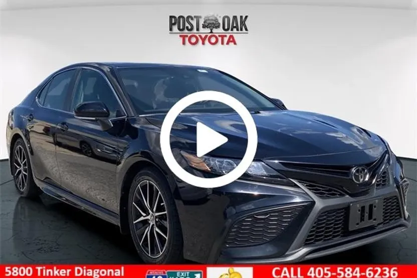 2023 Toyota Camry SE photo 1