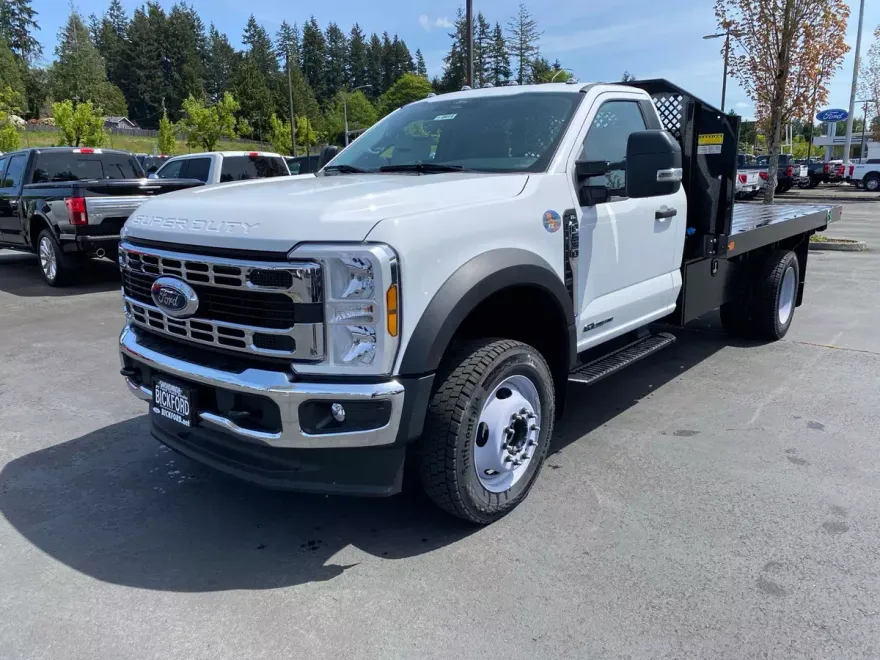 2024 Ford F-550 XL photo 1
