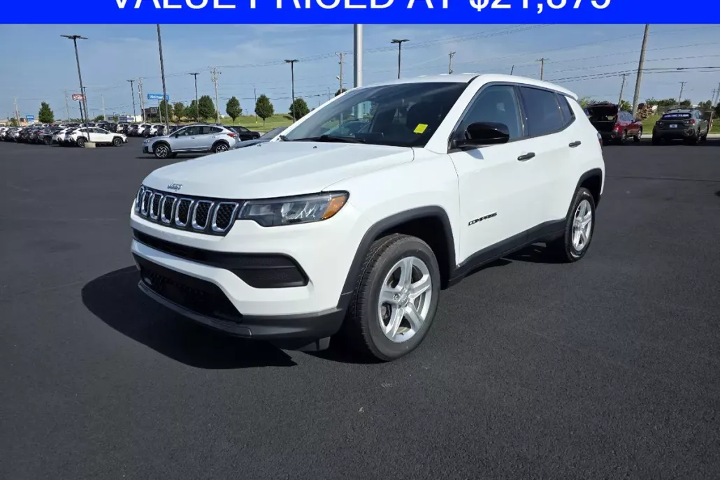 2023 Jeep Compass Sport photo 1