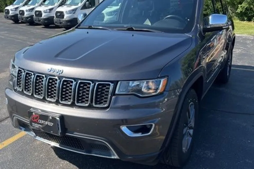 2020 Jeep Grand Cherokee Limited photo 1