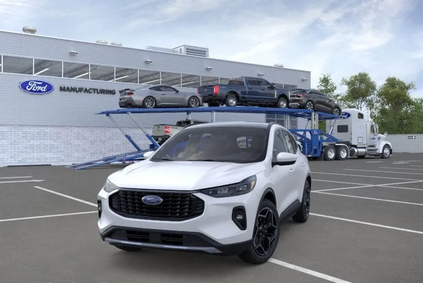 2026 Ford Escape Platinum photo 1