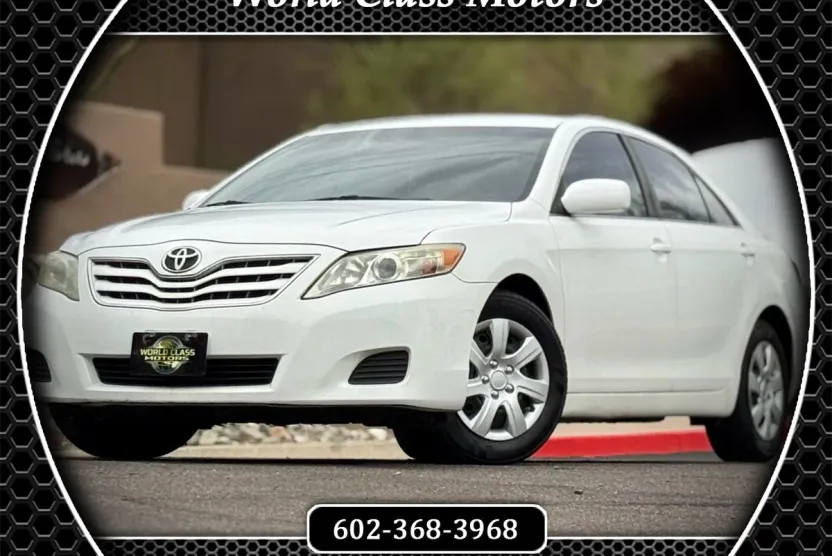 2010 Toyota Camry Base photo 1