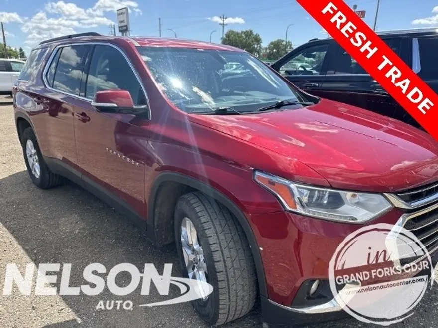 2019 Chevrolet Traverse Cloth 1LT photo 1
