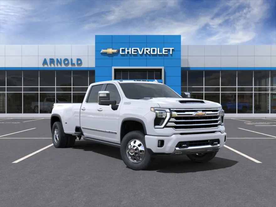 2025 Chevrolet Silverado 3500HD High Country photo 1