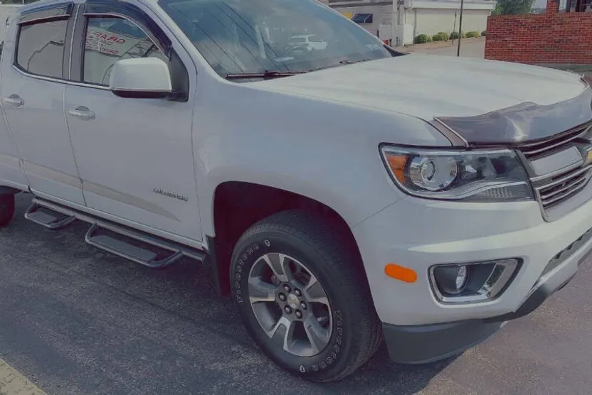 2015 Chevrolet Colorado LT photo 1