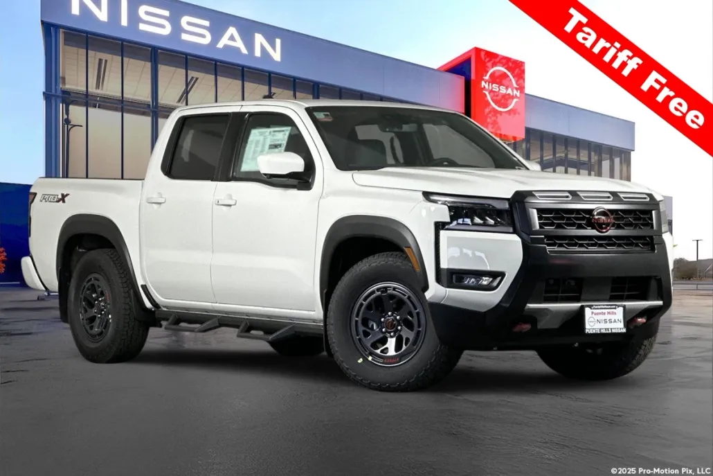 2025 Nissan Frontier PRO-X photo 1