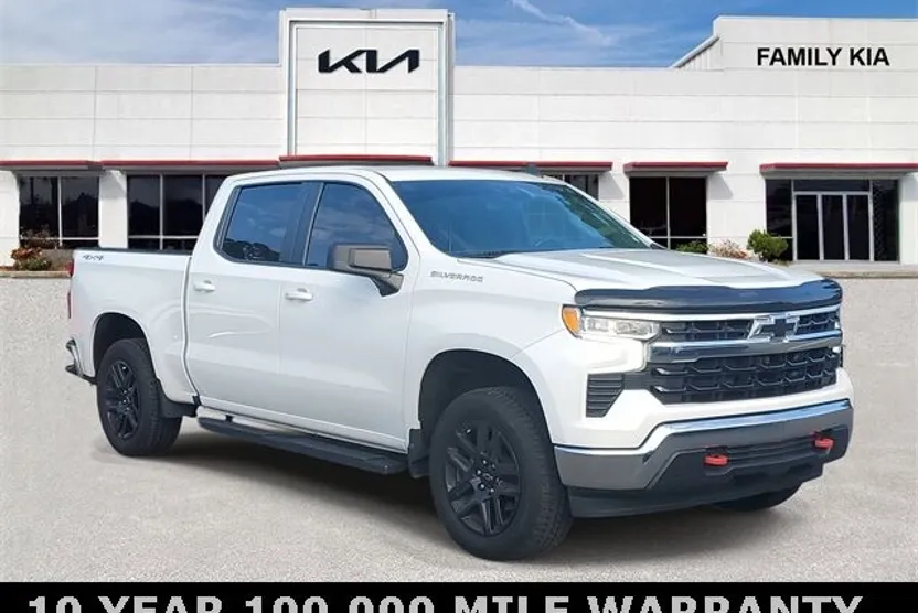 2022 Chevrolet Silverado 1500 LT photo 1